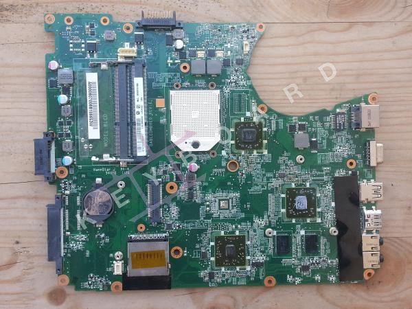 Материнська плата Toshiba Satellite L755